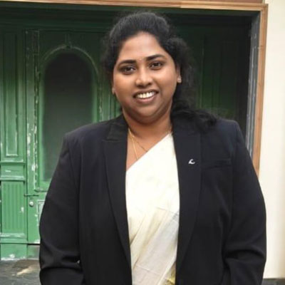 Dr. Sravani Nidadavolu 